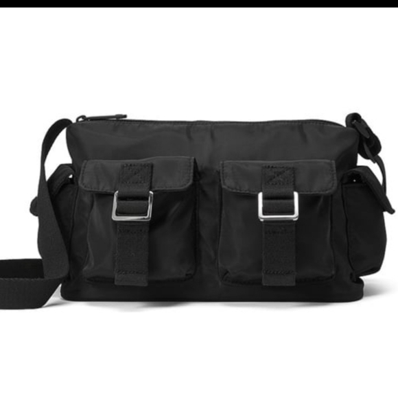 New Victoria Secret Nylon Cargo Shoulder Bag - Picture 2 of 7